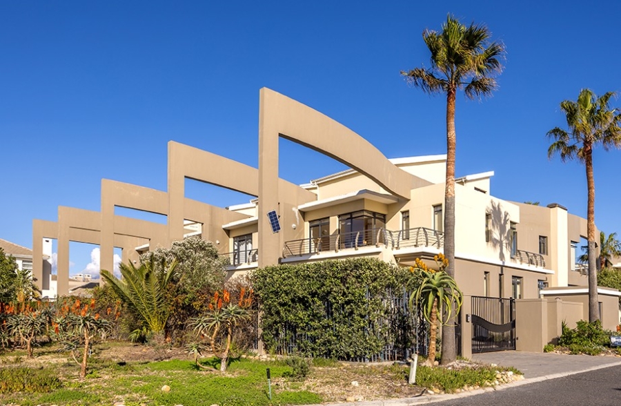 3 Bedroom Property for Sale in Sunset Beach Western Cape